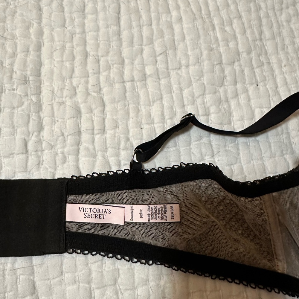 Victoria secret bra, push up, size38d - Picture 3 of 3